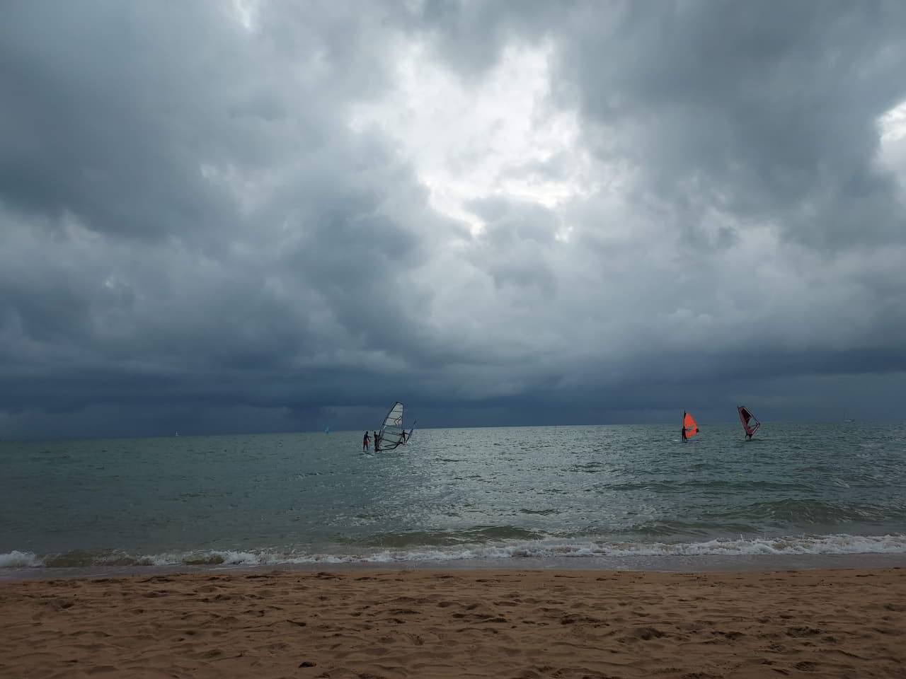 Des grosses pluies et des orages à Pattaya en septembre 2026